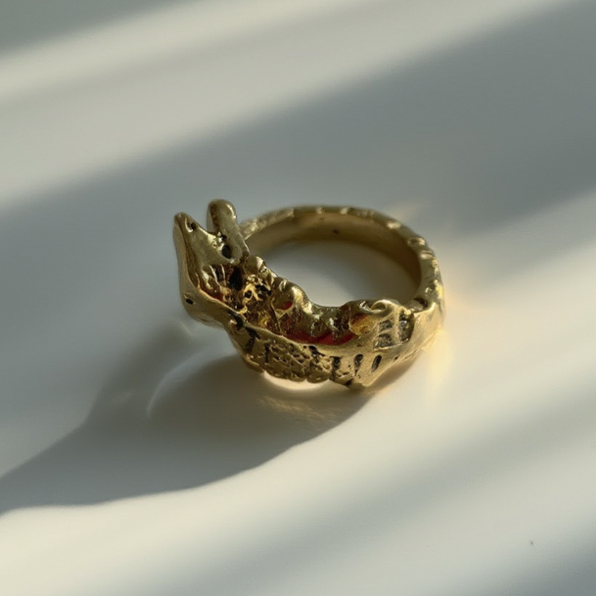 Crocodile Brass Ring